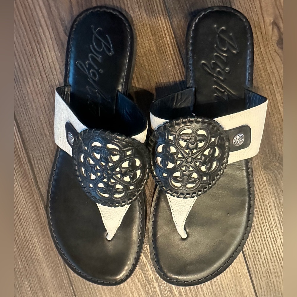 Brighton sandals - size nine fit like size 8